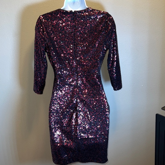 Express Women’s Red Black Sequin V-Neck 3/4 Sleeve Mini Party Dress Size 0 👗 - Picture 6 of 10